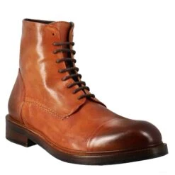 Men's High Diver Amphibian Boot In Tan-coloured Washed Leather