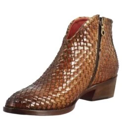 Women's Ankle Boot With Medium Heel In Light Brown Woven Leather -Shoes Store Stivaletto da donna in pelle intrecciata colore marronechiaro 10065INTRECCIOSIENA 4