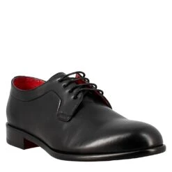 Elegant Black Derby For Men In Smooth Leather