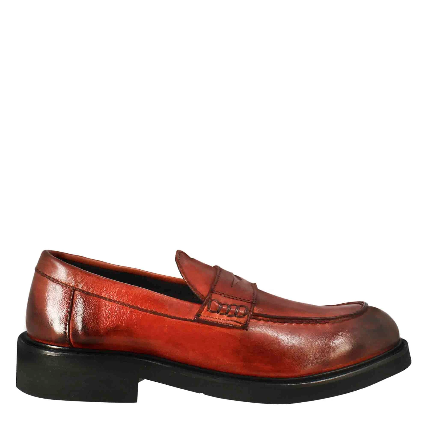 Paupa Women's Moccasin In Red Washed Leather - Image 2